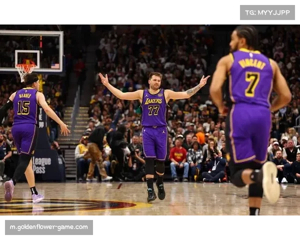 湖人防线暴露缺陷 东契奇出色表现引发战术调整思考